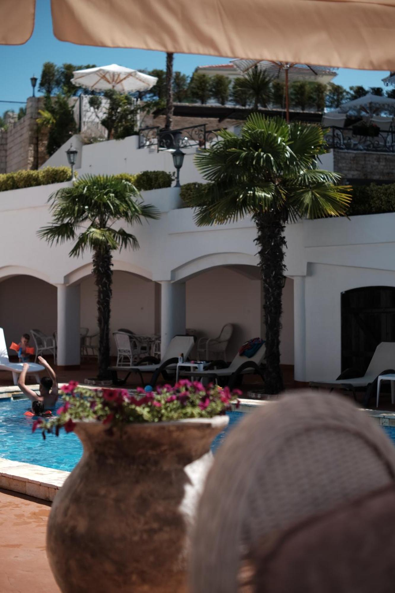Hotel Kleopatra Ulcinj Exterior foto