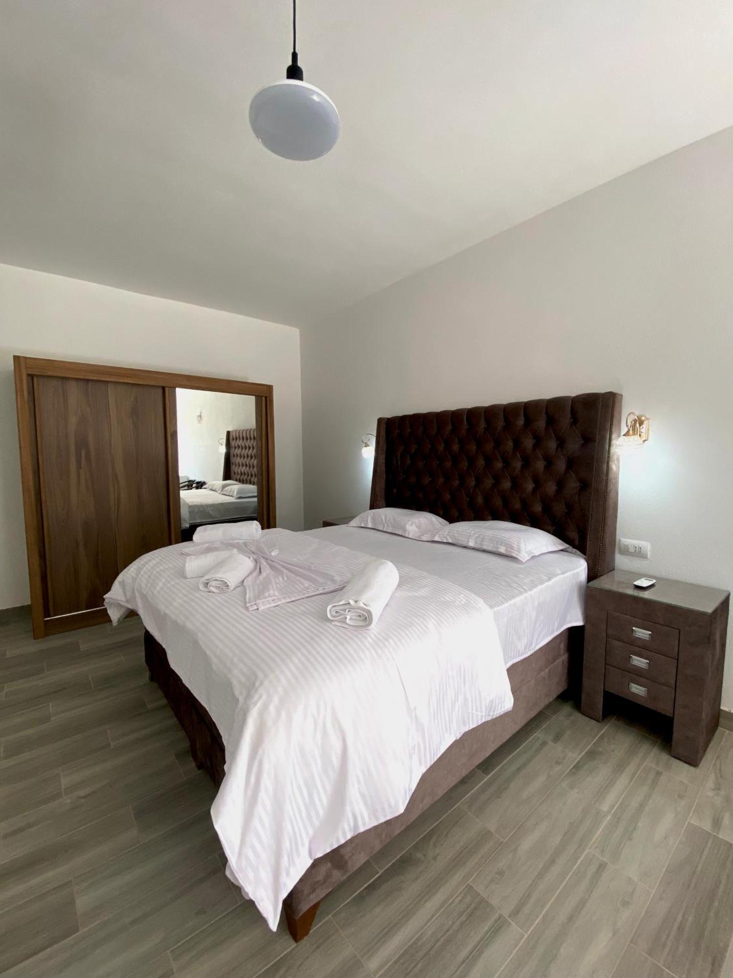 Hotel Kleopatra Ulcinj Quarto foto
