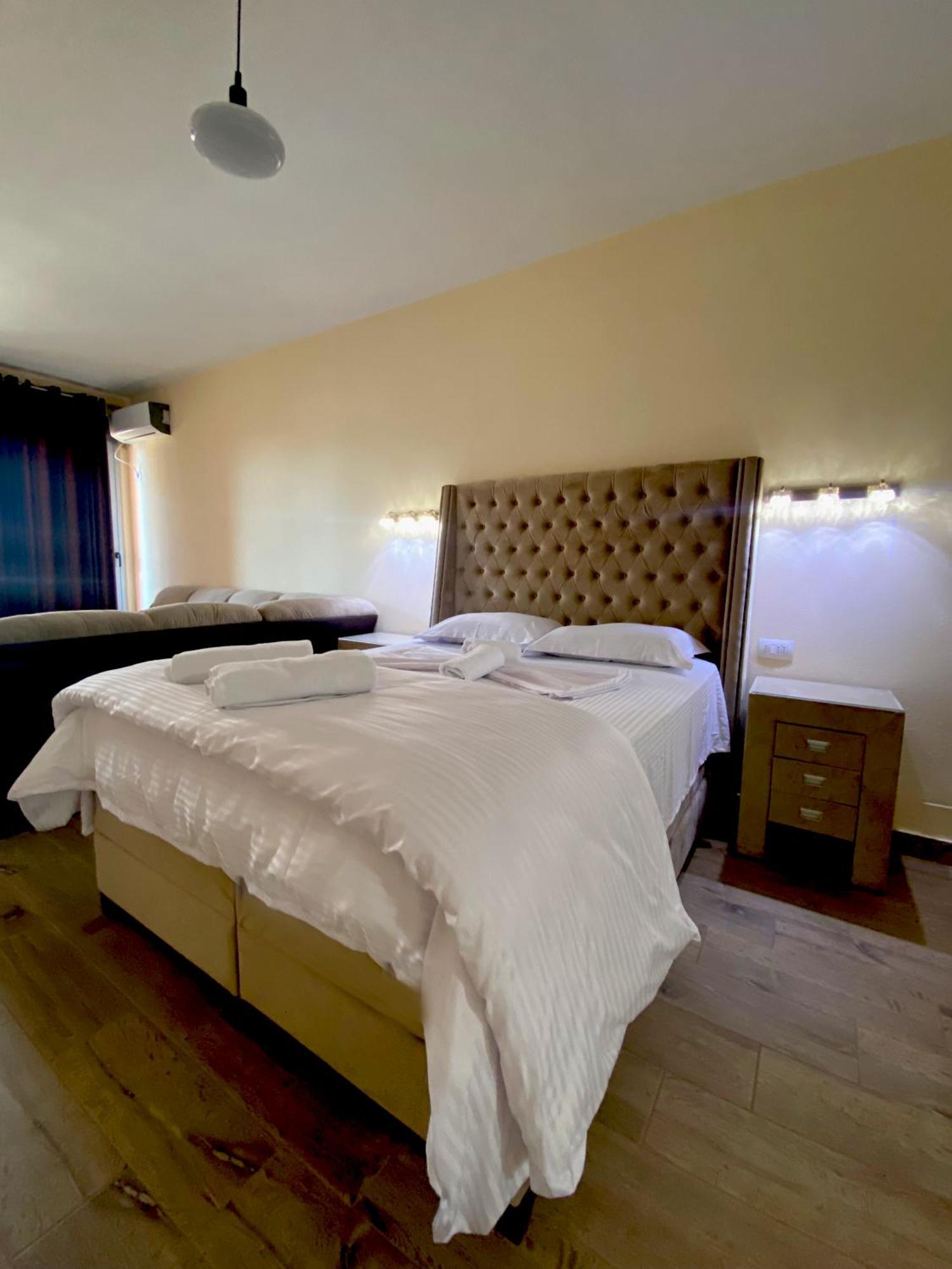Hotel Kleopatra Ulcinj Quarto foto
