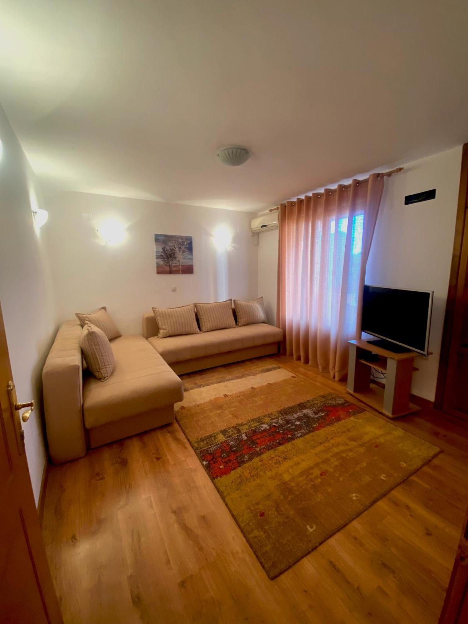 Hotel Kleopatra Ulcinj Quarto foto
