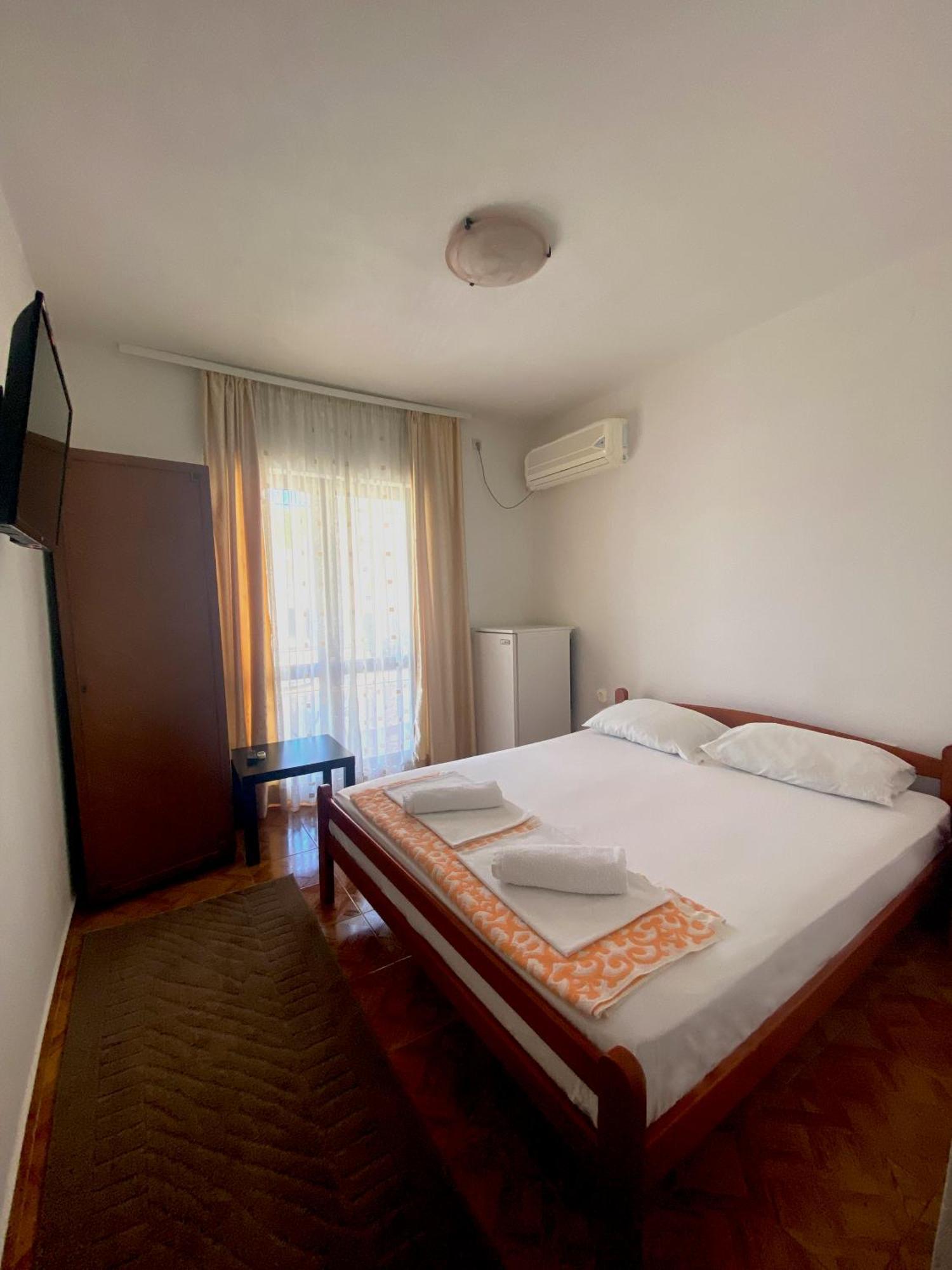Hotel Kleopatra Ulcinj Quarto foto