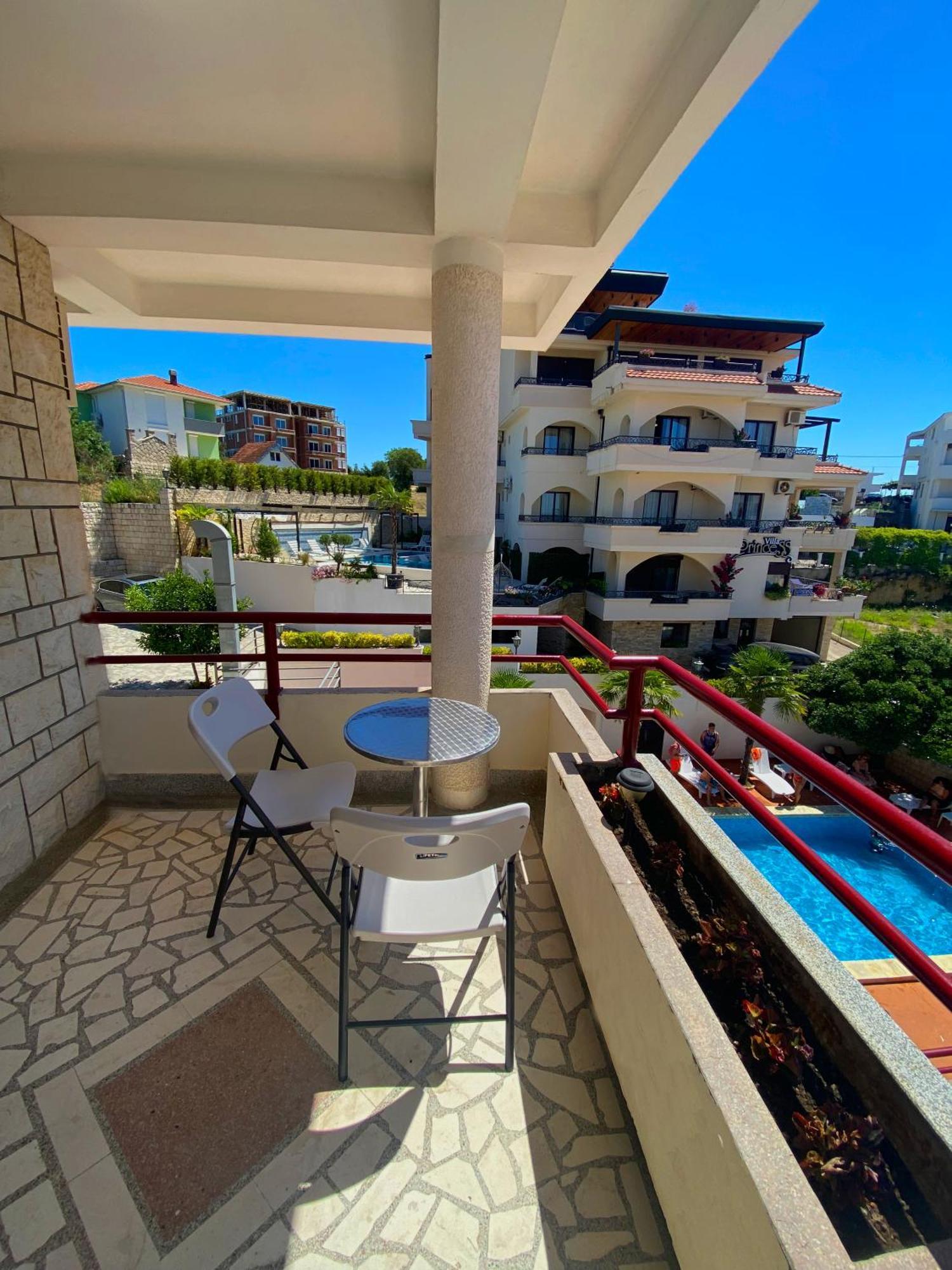 Hotel Kleopatra Ulcinj Quarto foto