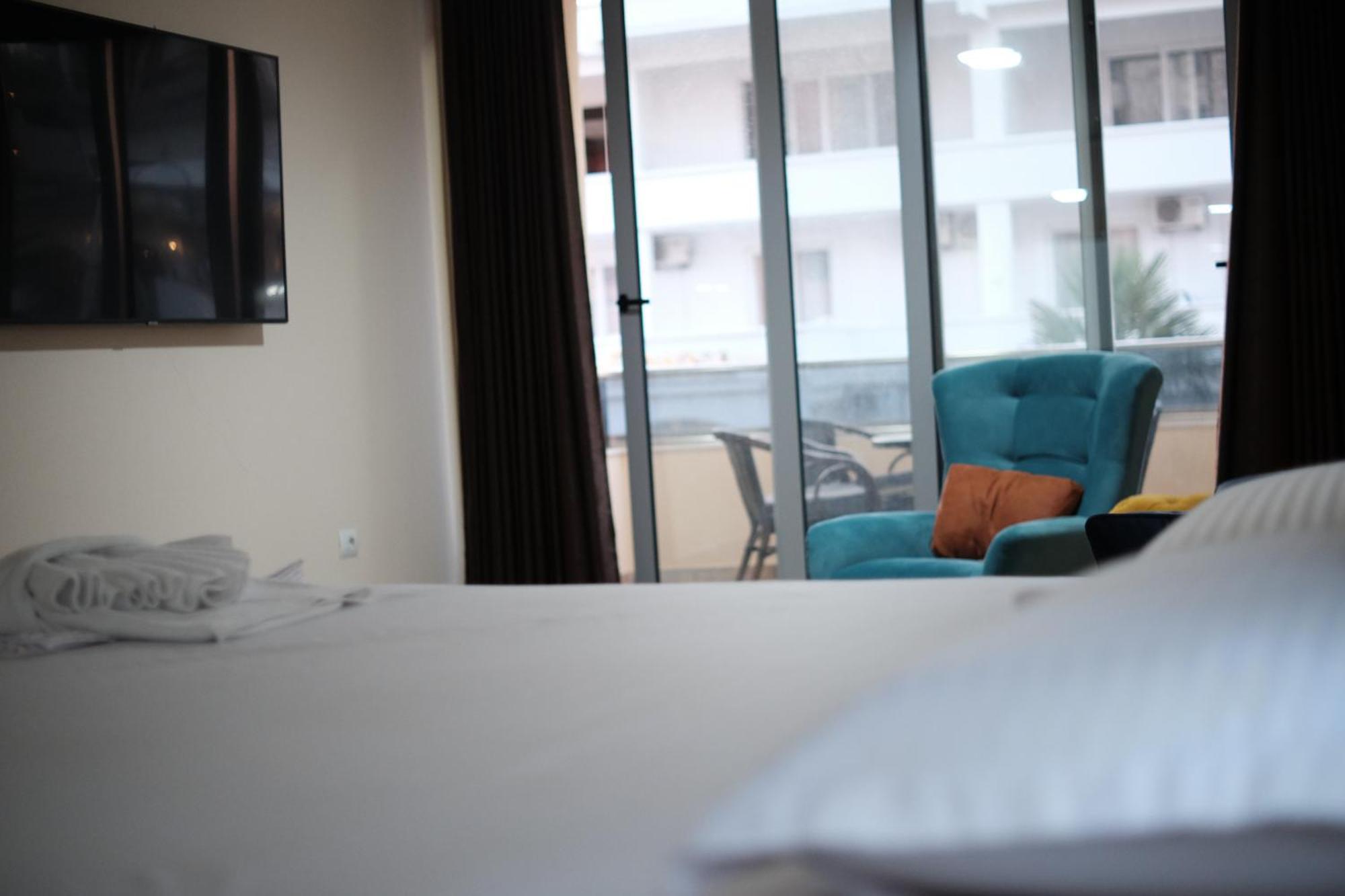 Hotel Kleopatra Ulcinj Quarto foto