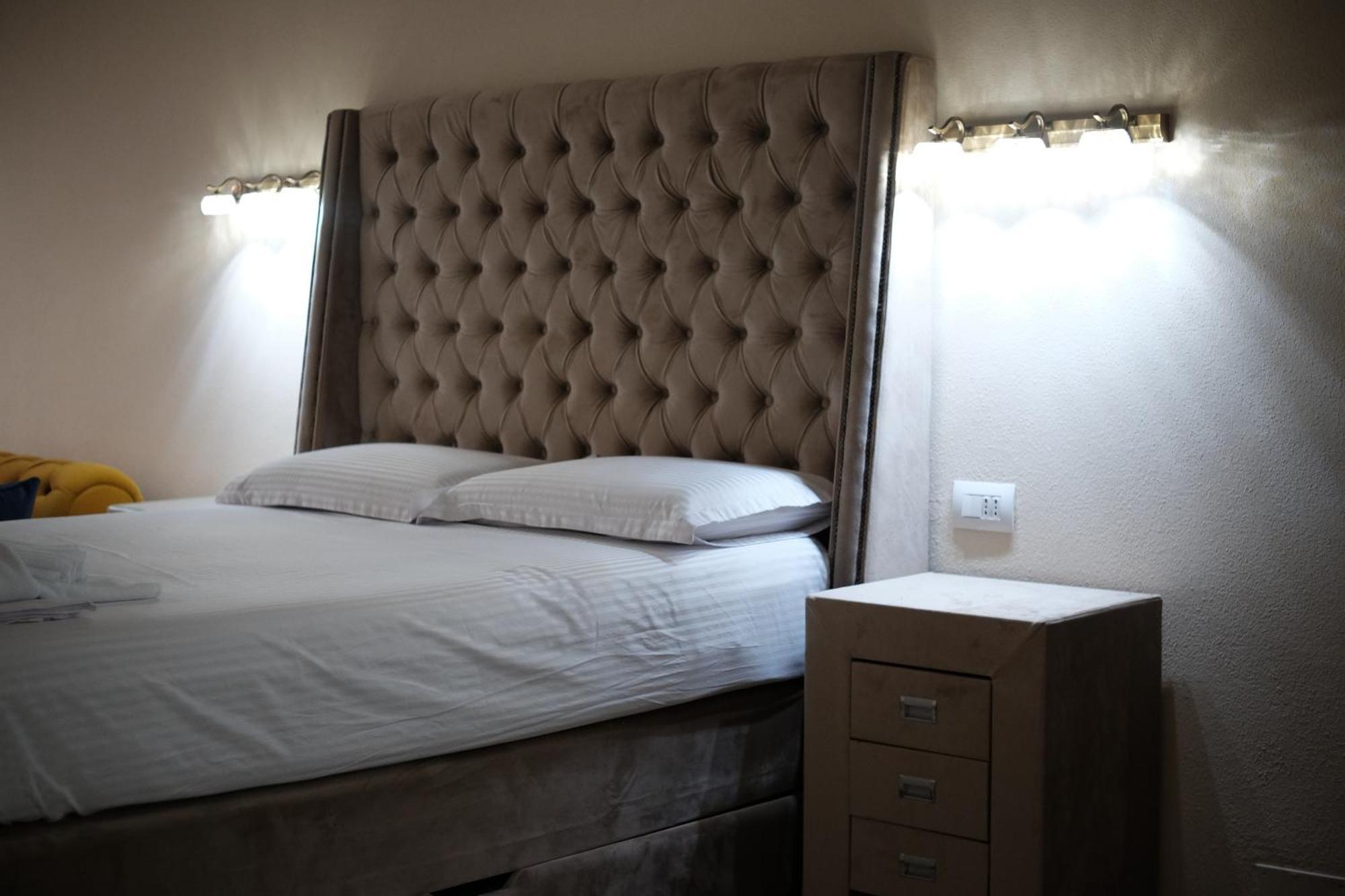 Hotel Kleopatra Ulcinj Quarto foto