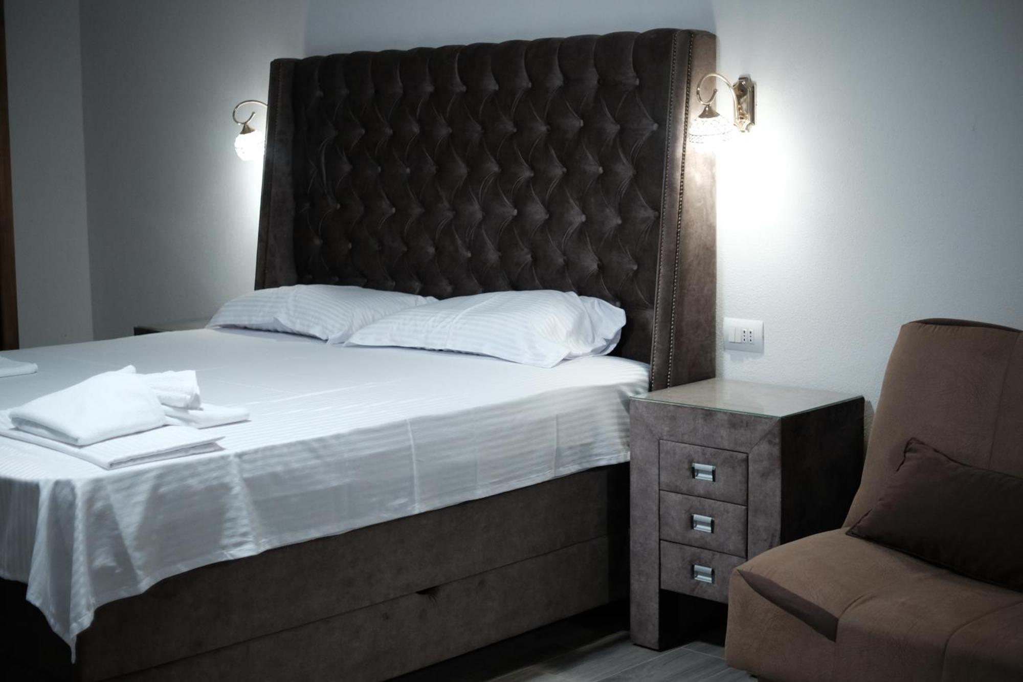 Hotel Kleopatra Ulcinj Quarto foto