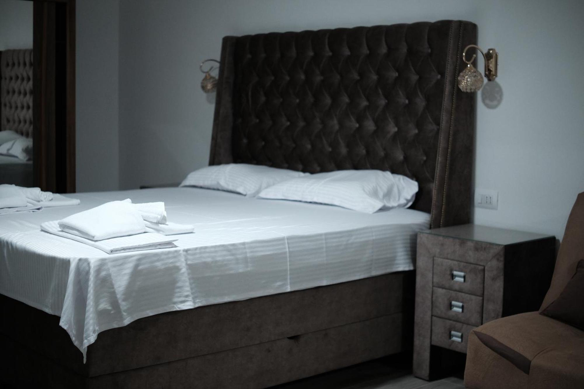 Hotel Kleopatra Ulcinj Quarto foto